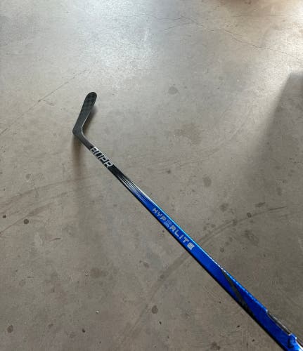 Used Senior Bauer Right Handed P92 Pro Stock Vapor Hyperlite 2 Hockey Stick