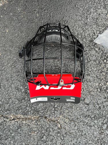 Ccm hockey cage