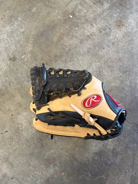 Used Rawlings 11.5" Baseball Glove
