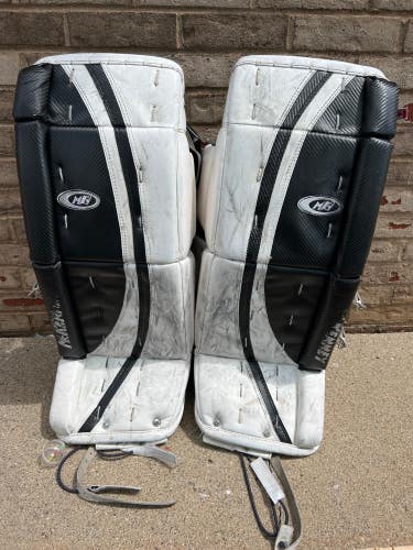 Used 30" Intermediate Mckenney Pro Spec 270 Goalie Leg Pads