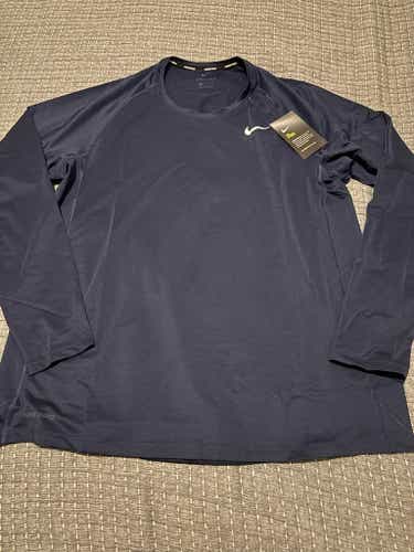 Nike Dri Fit The Nike Tee Long Sleeve Shirt, Size Adult XL