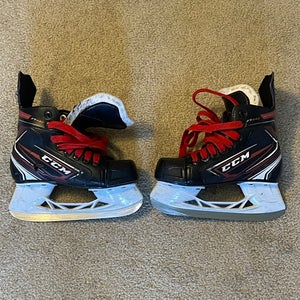 CCM FT 440 Hockey Skate