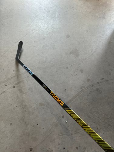 Used Senior CCM Right Handed P29 Pro Stock Tacks AS-VI PRO Hockey Stick