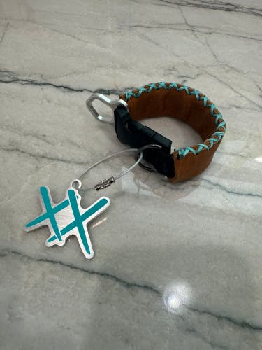 Raxx Design Manufacturing Glove Caddy