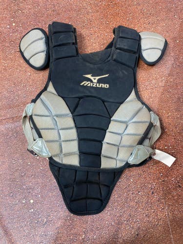 Used Youth Mizuno Samurai Catcher's Chest Protector