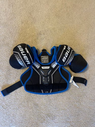 Used Bauer MS-1 Shoulder Pads Large