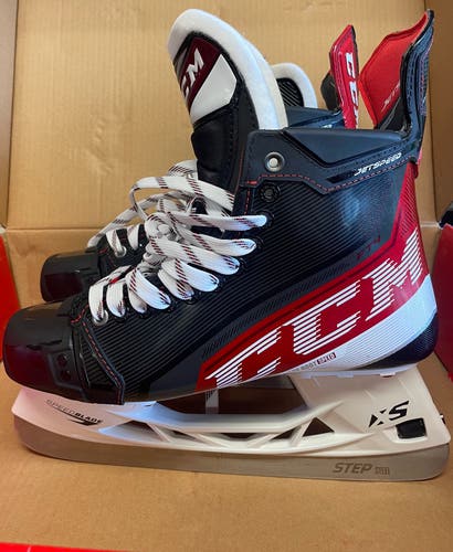 New CCM JetSpeed FT4 Hockey Skates 10.5 Regular