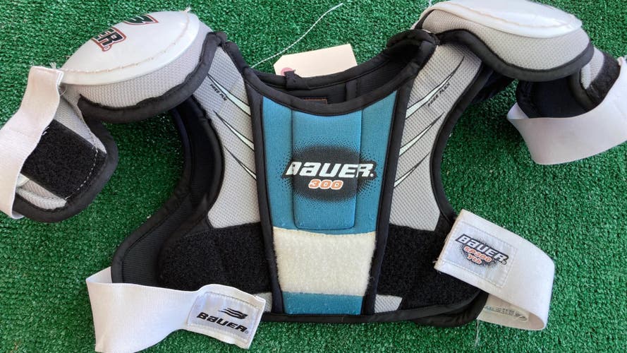 Bauer 300 Shoulder Pads | Youth Large