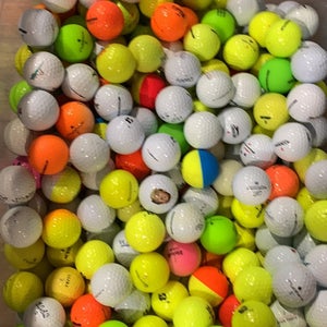 100 Golfballs!! No Scuffs.