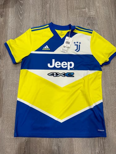 Juventus Soccer Jersey Adult LG