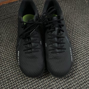 Nike indoor soccer cleats