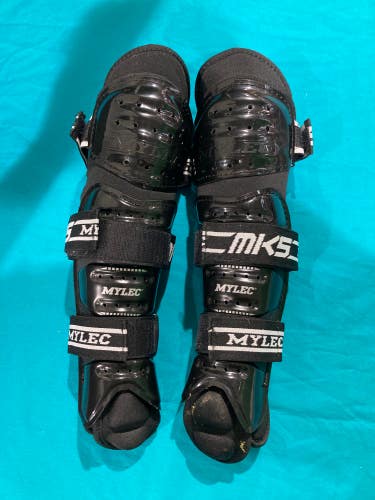 Used Junior MYLEC Roller Hockey Shin Pads 9"