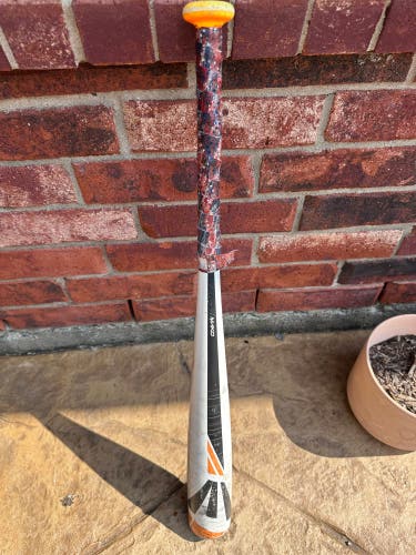 Easton Mako Bat