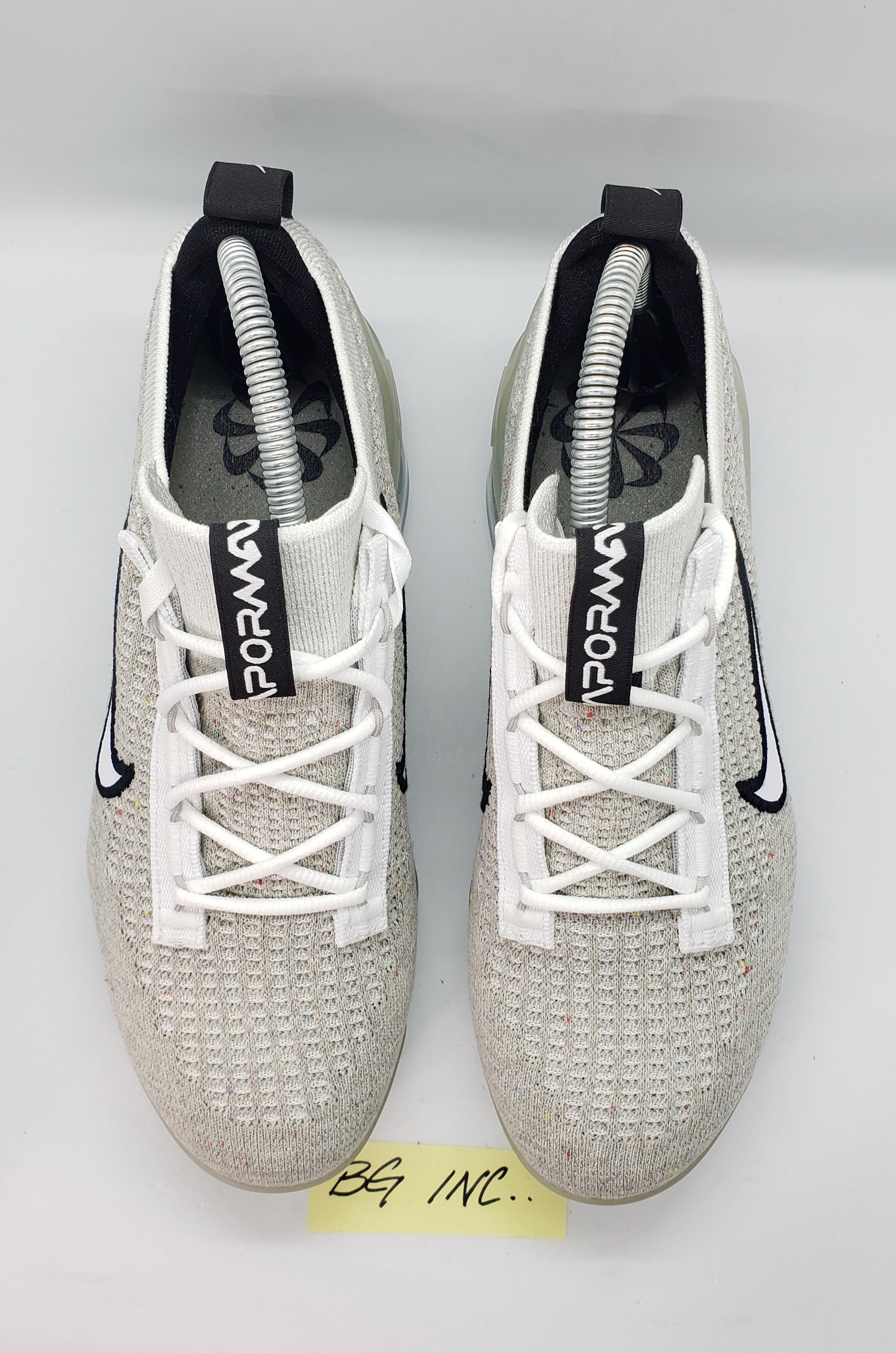 nike vapormax youth white
