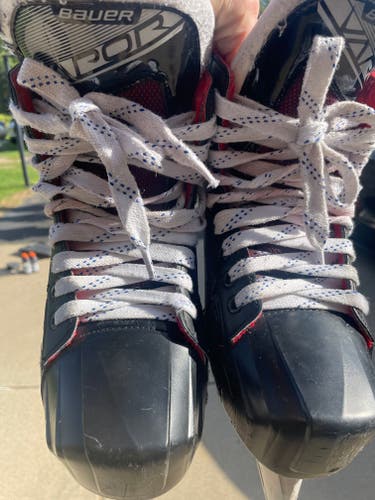 Used Senior Bauer Vapor X2.7 Hockey Skates 10.5