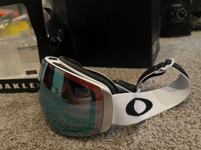 Oakley Flight Deck XM Googles - Brand New