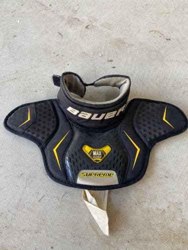 Bauer Supreme Goalie Neck Protector