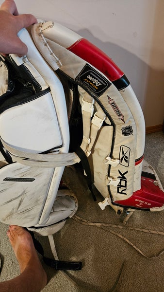 35" RBK reebok Goalie Leg Pads