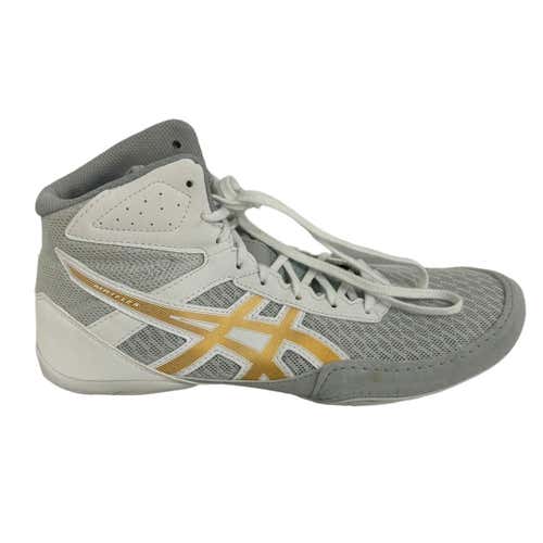 Used Asics Size 7.5 Wrestling Shoes