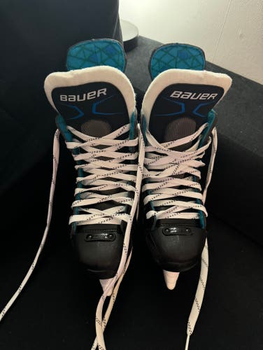 Bauer XLP Ice Hockey Skates Size 3