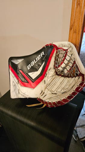 Bauer Supreme pro senior goalie glove