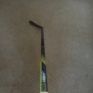 Used Intermediate Warrior Alpha lx2 max Left Hand Hockey Stick W28