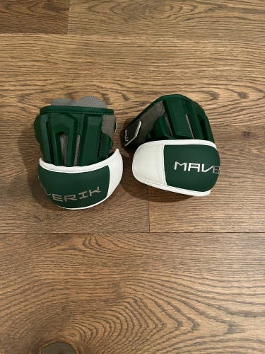 New Maverik Max Arm Pads