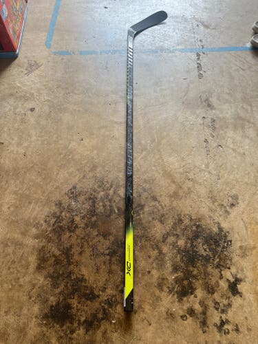 Used Senior Warrior Alpha DX Right Handed Hockey Stick W03 (P92)