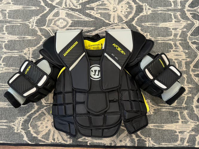 Intermediate Medium/Large Warrior RX3E+ Goalie Chest Protector