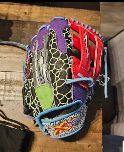 Aria/absolutely Ridiculous jazz chislom out of this world glove 12.5 inches only 99 made