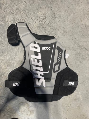 STX Shield 100 Goalie Chest