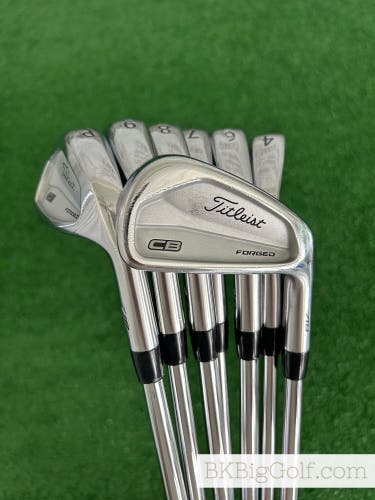 Titleist 718 CB Forged Iron Set 4-P / True Temper AMT White Stiff