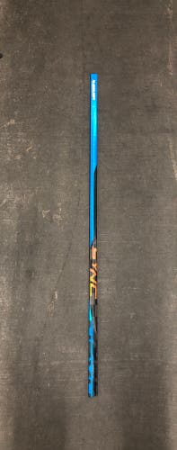 Broken Used Senior Bauer Right Handed P28  Nexus Sync Hockey Stick