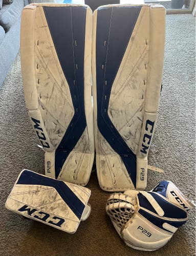 35 +2 CCM P2.9 Goalie Pads