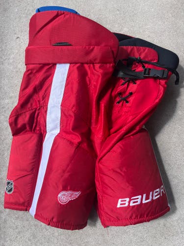 Pro Stock Bauer Nexus Hockey Pants Detroit Red Wings Large