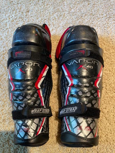 Used Junior Bauer 12"  Vapor X40 Shin Pads