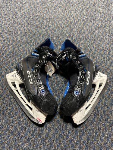 Used Intermediate Bauer Nexus N2700 Hockey Skates | Size 4.5