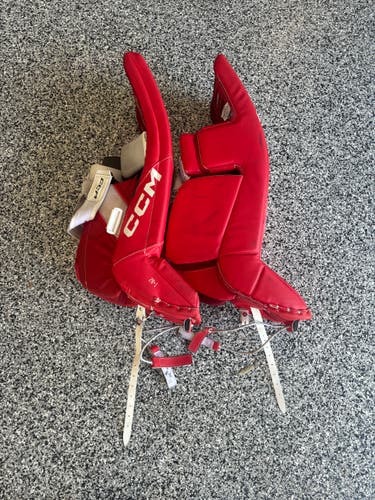 CCM Axis 2.5 Goalie Leg Pads (28 + 1)