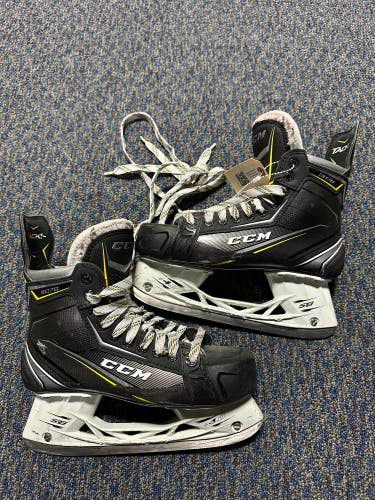 Used Senior CCM Tacks 9070 Hockey Skates | Size 7