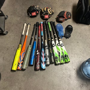 Baseball Bats,gloves,and Slidding Mitts