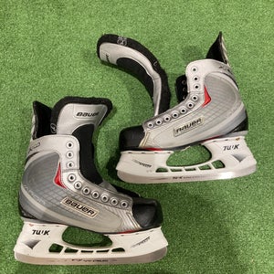 Used Senior Bauer Vapor X:30 Hockey Skates Regular Width 7