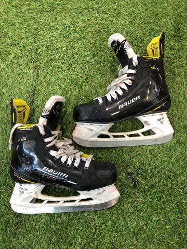 Used Bauer Supreme M4 Hockey Skates Size 5.5 Fit 3 - Intermediate