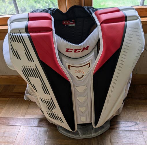 Used Senior Medium CCM Eflex 5 Pro Goalie Chest Protector