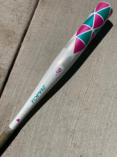 White Used 2020 Easton topaz Bat (-10) Alloy 19 oz 29"