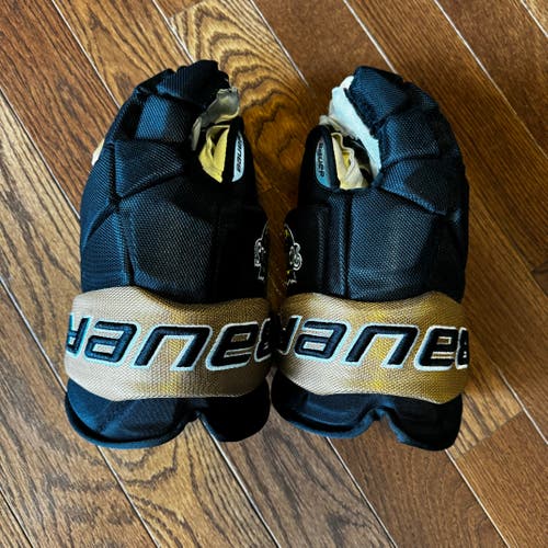 Like New Vegas Black & Gold Bauer Vapor Pro Team Gloves 15"