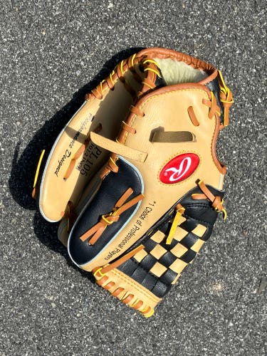 Rawlings baseball glove