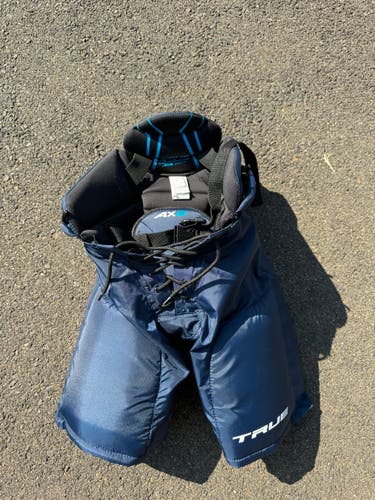 Junior New XL True AX5 Hockey Pants