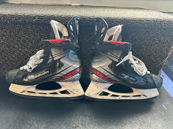 Used Senior Bauer Regular Width 8 Vapor 2X Pro Hockey Skates