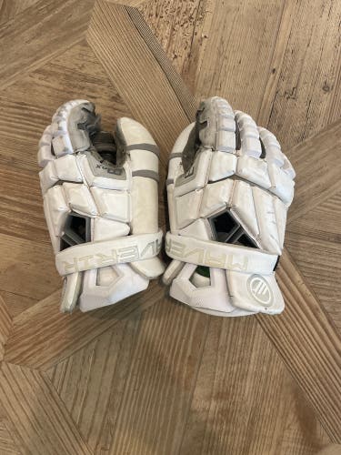 Maverick Max Goalie Glove