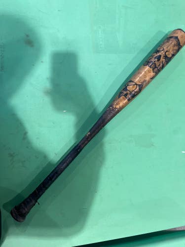 Used 2023 DeMarini Voodoo Bat BBCOR Certified (-3) Alloy 28 oz 31"